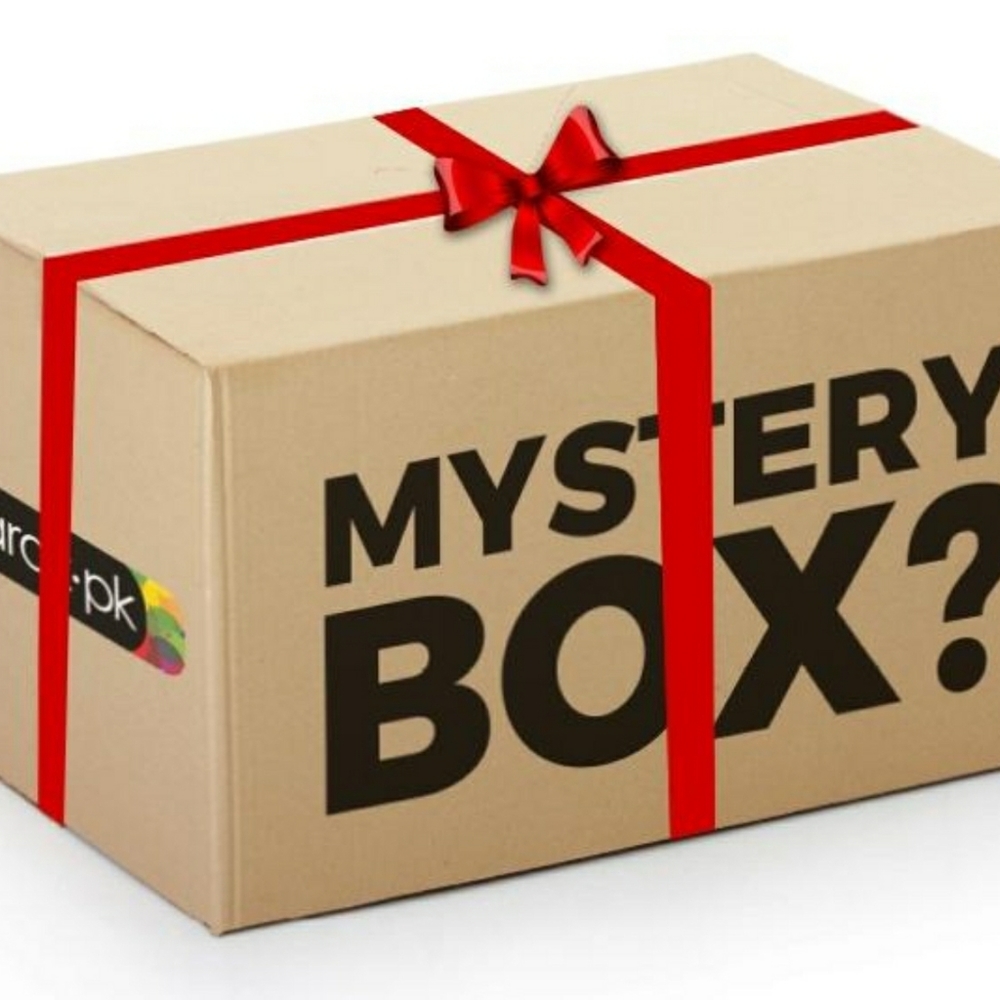 7 item mystery reseller box.